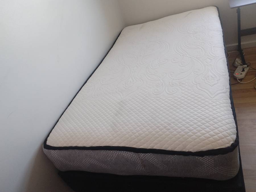 3/4 Bed