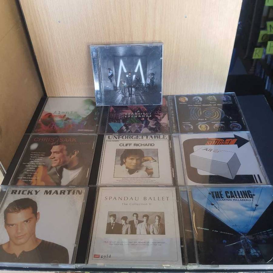 Music cd bundle x 10 all in very good condition