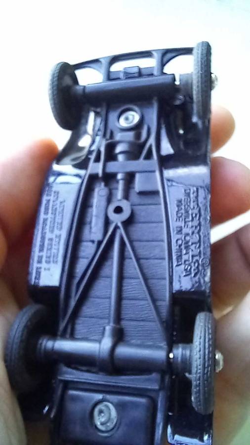 1932 Ford Roadster De Luxe ERTL