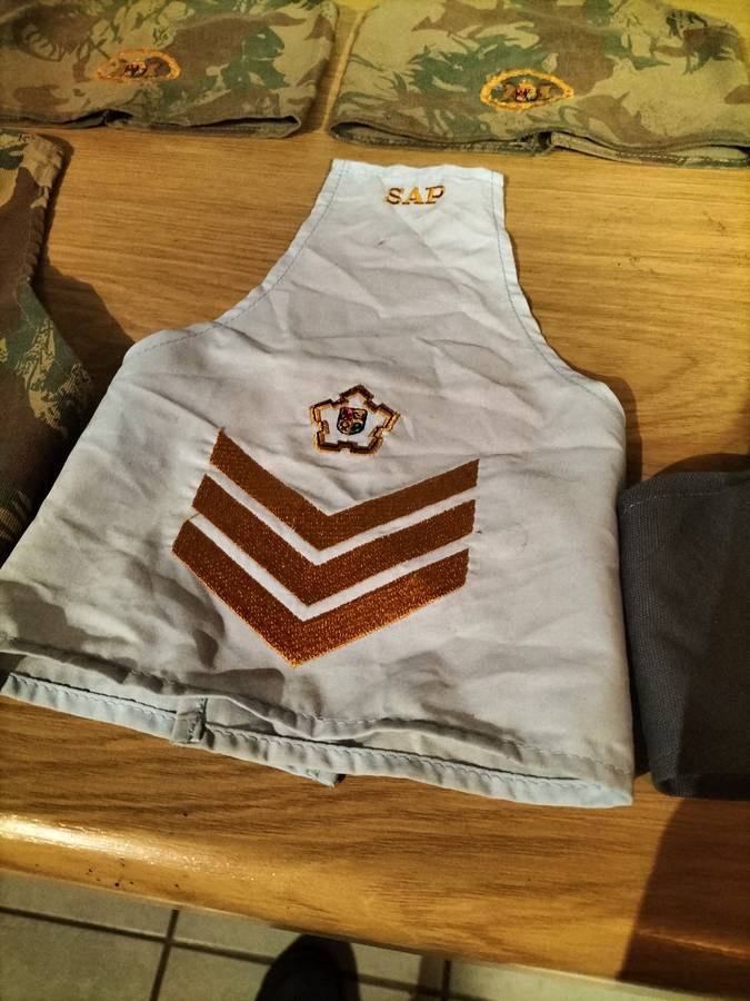 Mixed LOT Old SAP Ranks (5x Items)