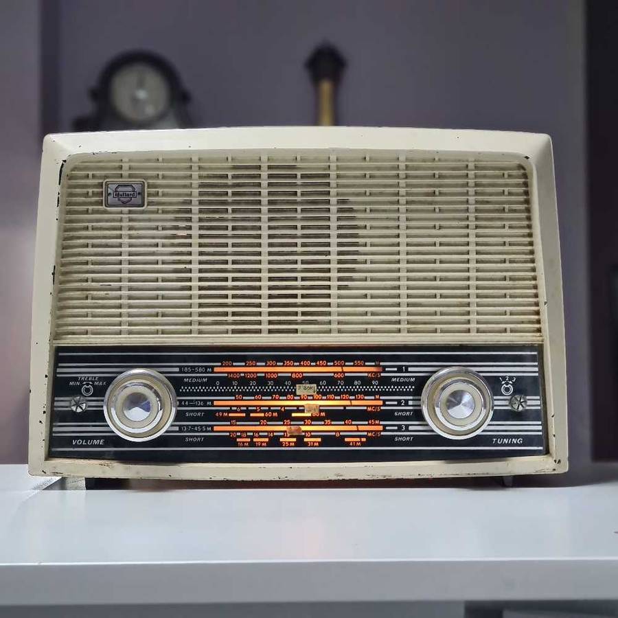 Step back in time with the Vintage Mullard Tube Radio!