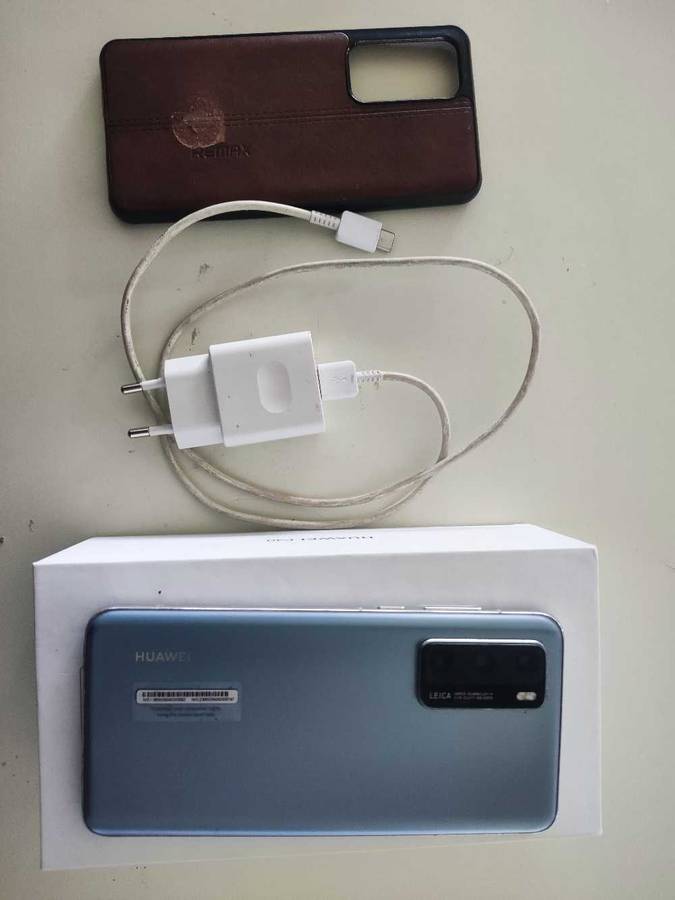 Huawei P40 8GB Ram and 128GB Rom **Silver Frost** with Box and Charger
