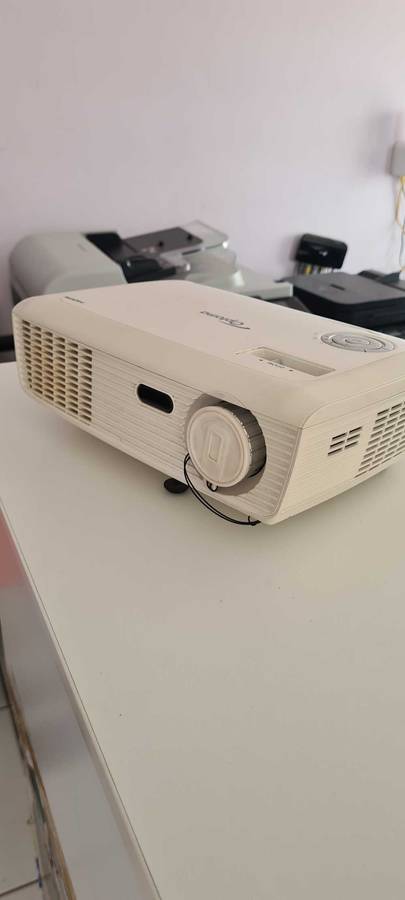 Optoma HD67 DLP (3D capable) Projector