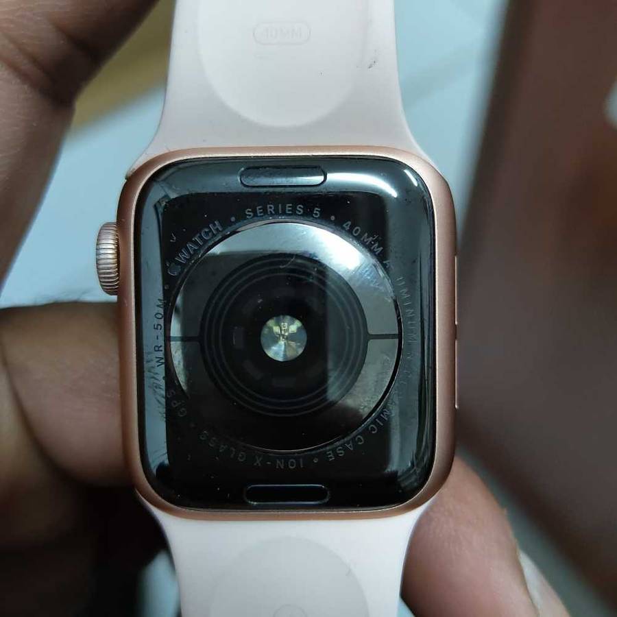 Apple Watch Series 5 40mm Rose Gold ( Pre Owned)