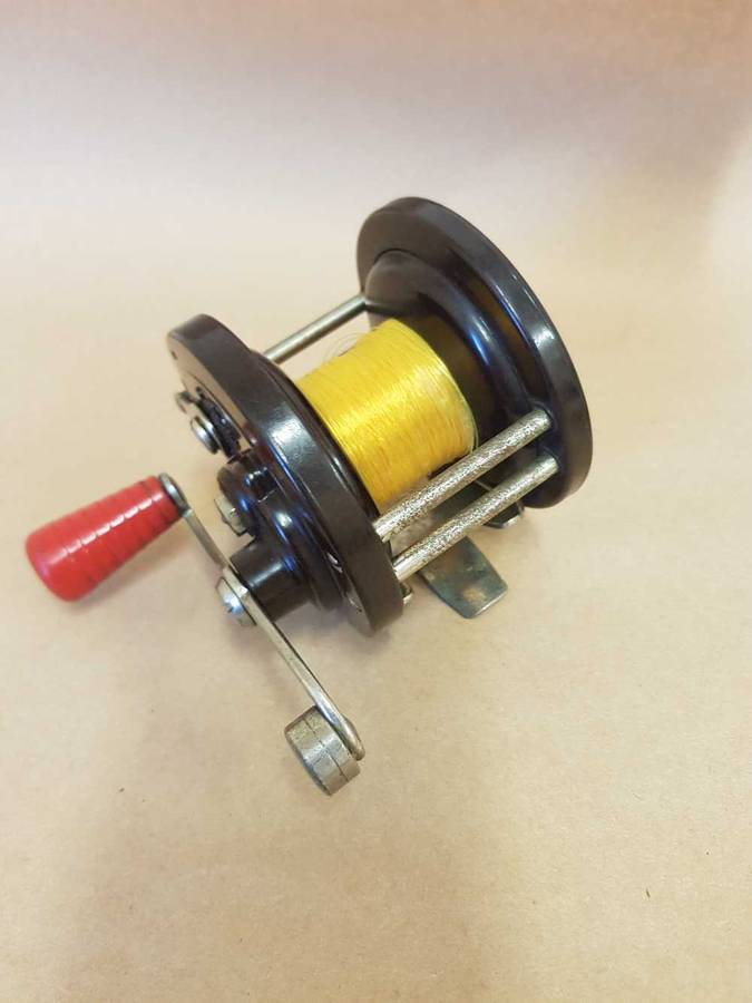 Penn 78. Backelite reel and spool