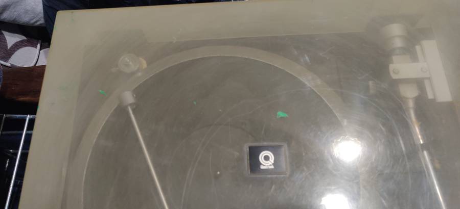 JVC QL-Y5F TURNTABLE