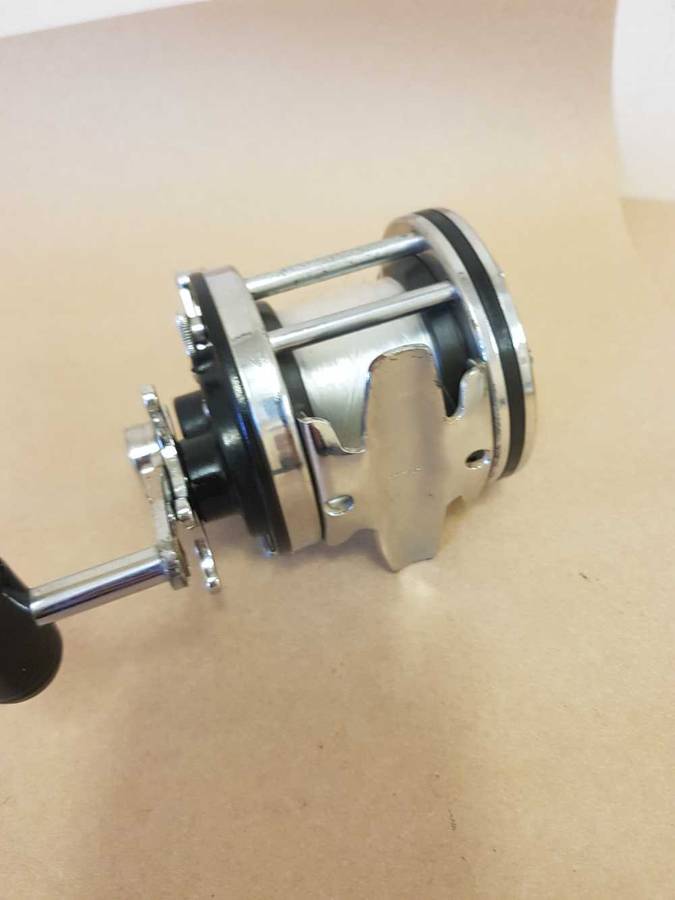 Penn 146 Squidder.