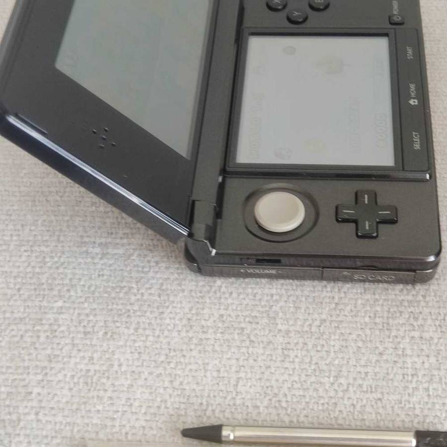 Nintendo 3ds European region Console +box