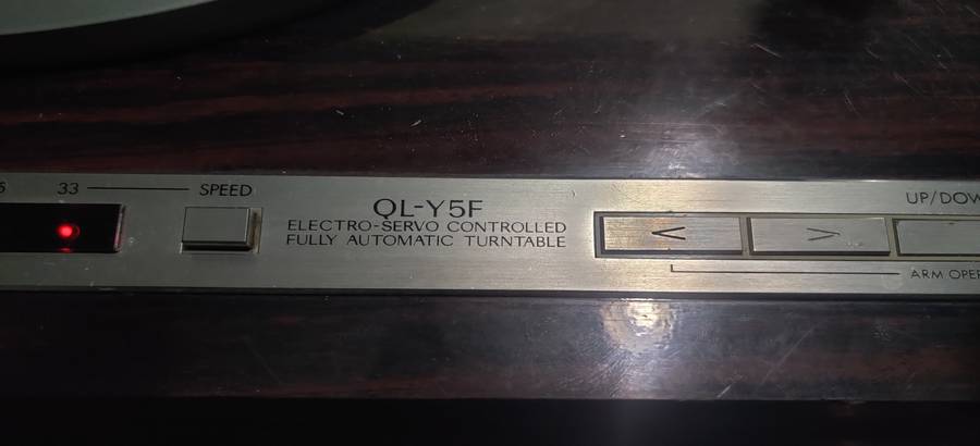JVC QL-Y5F TURNTABLE