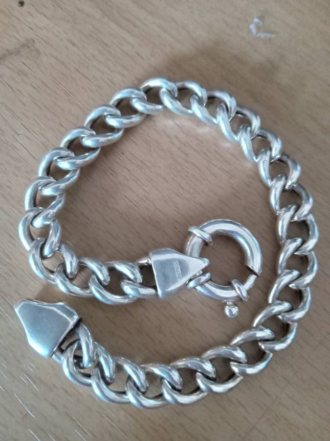 Sterling Silver Curb Link Bracelet With Signoretti Clasp