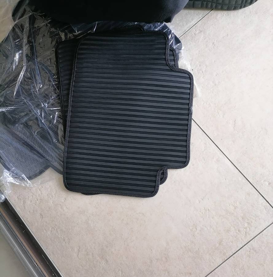G01 X3 and X4 Rubber Mats