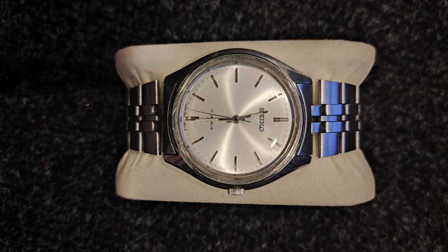 Seiko vintage mechanical watch