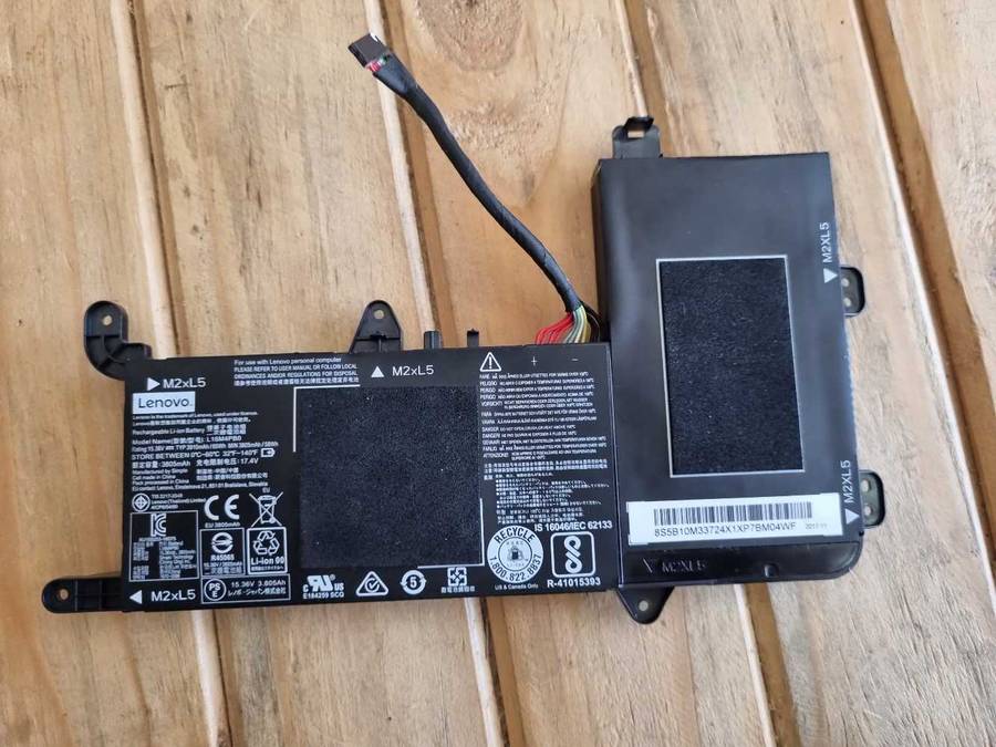 Lenovo Legion Y720 Core i7 - 7700HQ Gaming Laptop / 12GB DDR4 RAM/ 240GB SSD/ GTX 1060 6GB GPU/ FHD