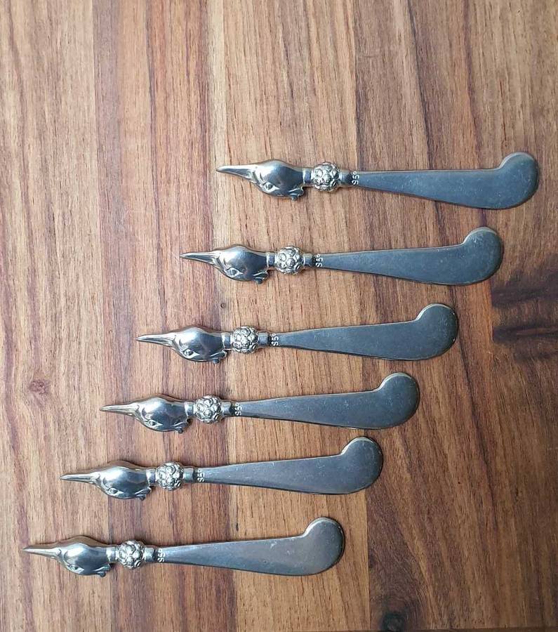 6 × Jenna Clifford Duck style 950 butter knifes