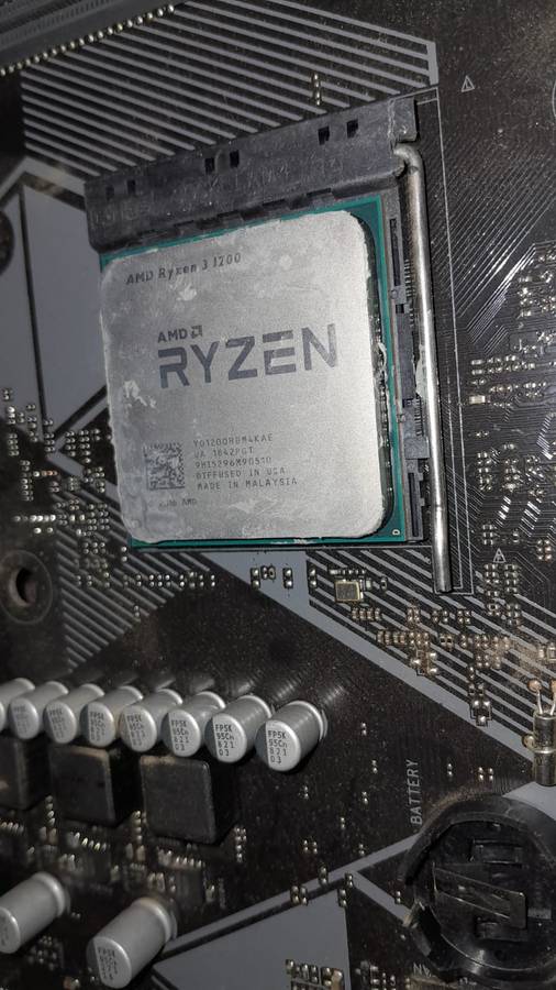 Ryzen 3 processor and motherbord read description