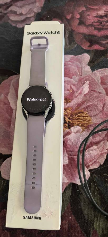 Samsung Galaxy Watch 5 Bt 40mm - Purple Silver Smart Watch