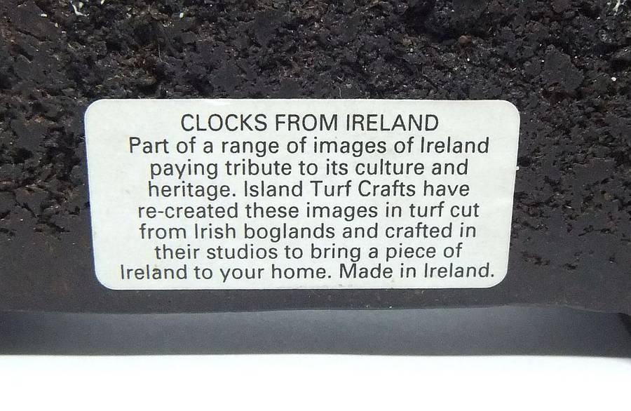 AN AWESOME VINTAGE CELTIC DESIGN DESK CLOCK BY  ISLAND TURF CRAFTS IRELAND - WORKING 100%
