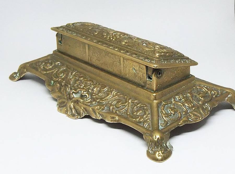 WOW !! A STUNNING OLD SOLID BRASS ART NOUVEAU STYLE STAMP SAFE IN EXCELLENT CONDITION !! DESKPIECE