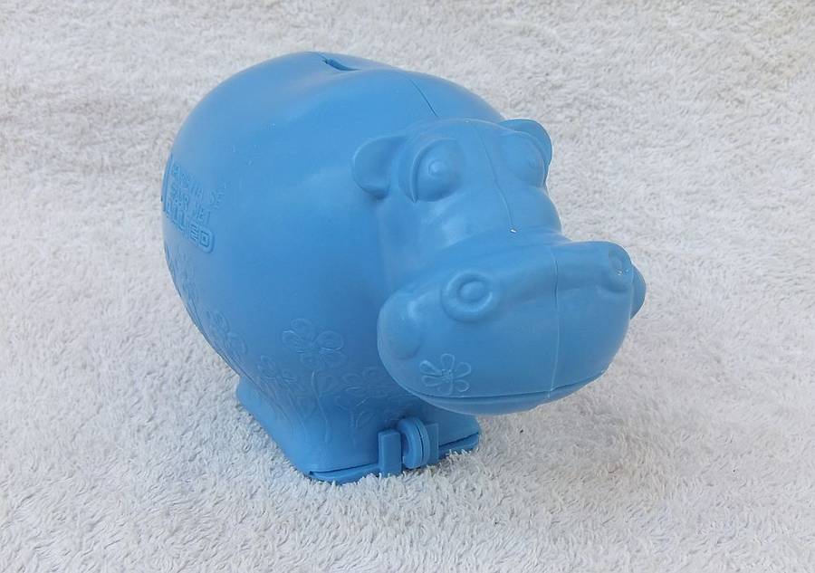 COOL FIND !! A VINTAGE 1980`s MONEY BOX MADE FOR ALLIED BANK - HENRIETTA THE HIPPO !! BILINGUAL