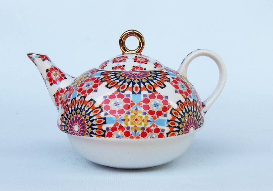 A colourful tea for one sized porcelain teapot made by Maxwell & Williams designer homeware