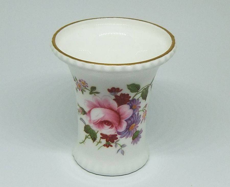 A beautiful vintage porcelain posy vase by Royal Crown Derby in excellent condition