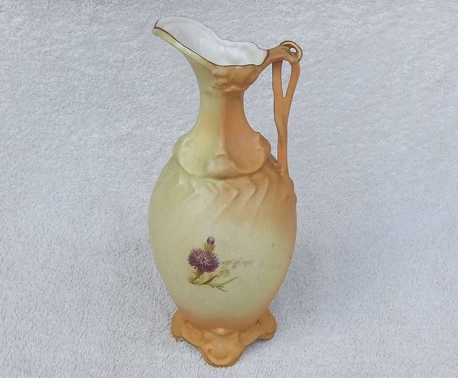 A RARE ANTIQUE VICTORIAN ERA ART NOUVEAU PATTERN EWER FORM BLUSHWARE VASE