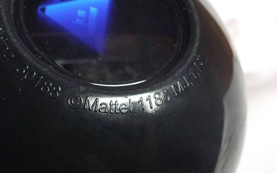 A vintage Mystic Magic 8 ball by Mattel - Future prediction ball