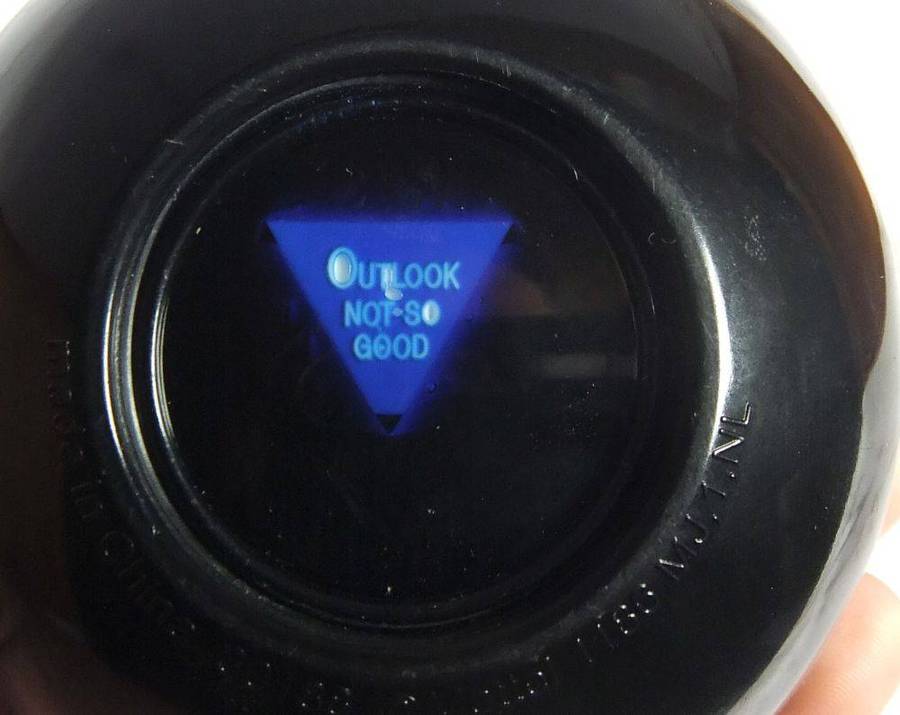 A vintage Mystic Magic 8 ball by Mattel - Future prediction ball