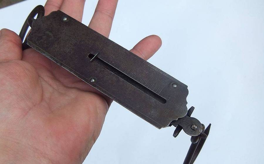 An old pocket balance scale made in Germany