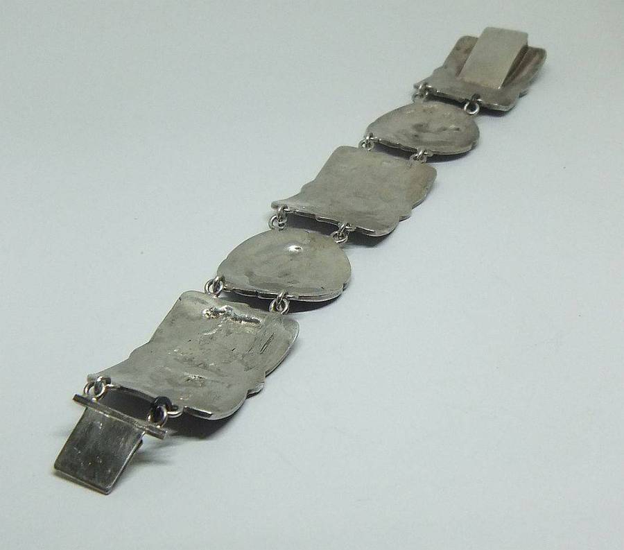 A stunning detailed old heavy quality silverplate bracelet by H.Hooijkaas of the Netherlands