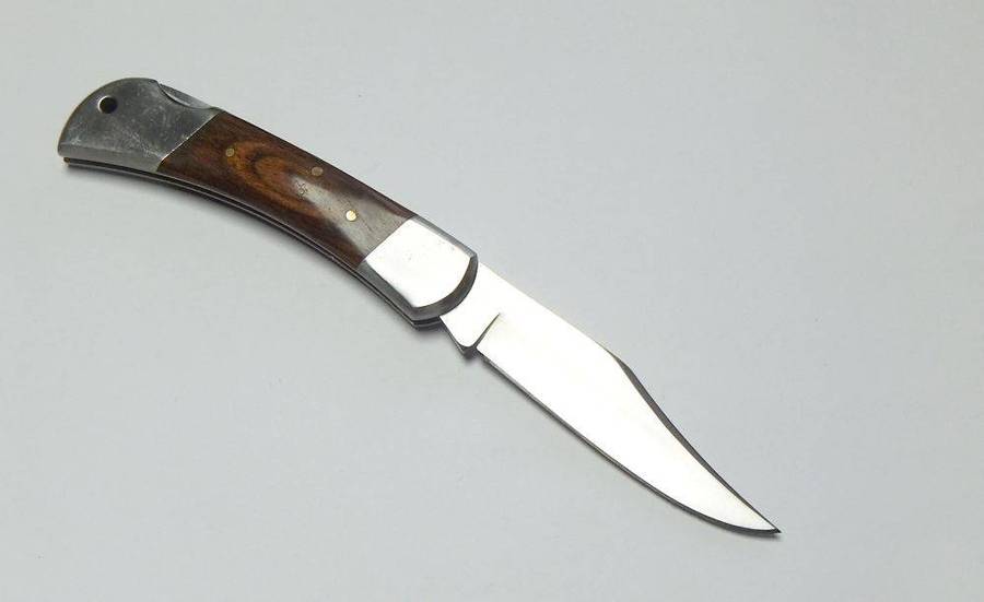 A superb quality vintage German Linder lock blade folding knife in excellent condition