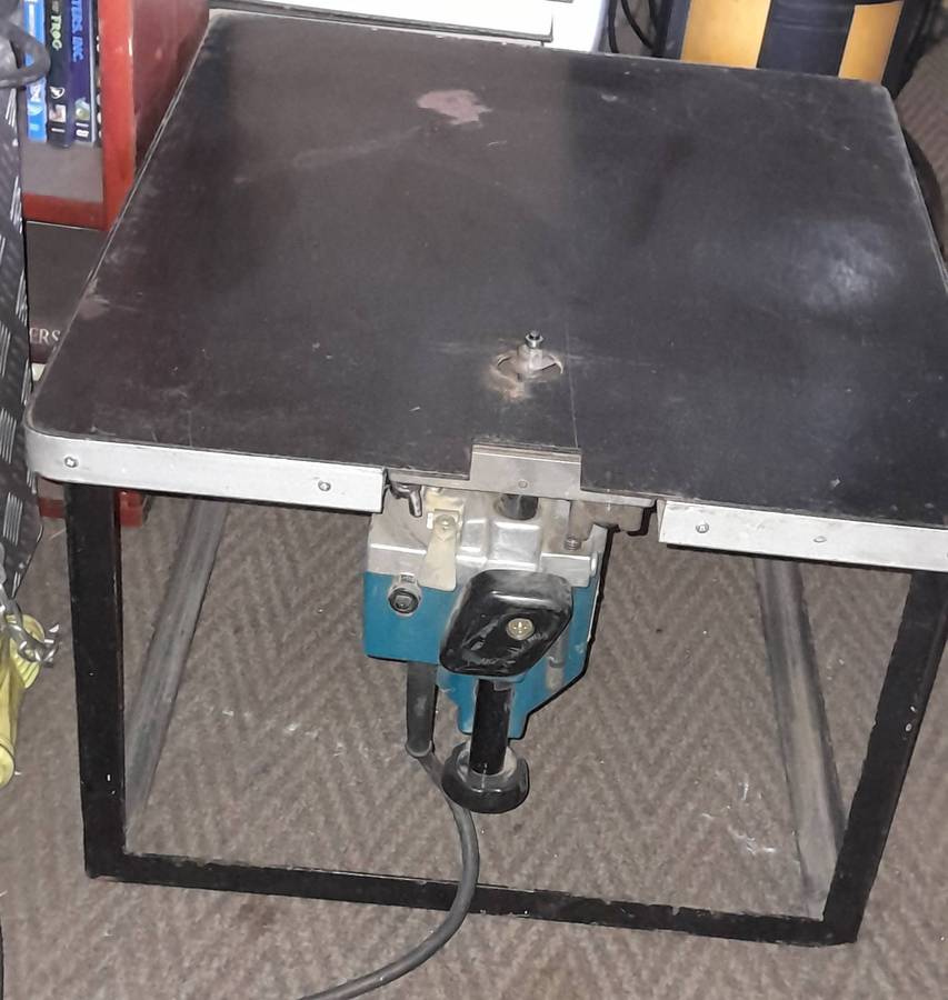 Makita Router with Frame