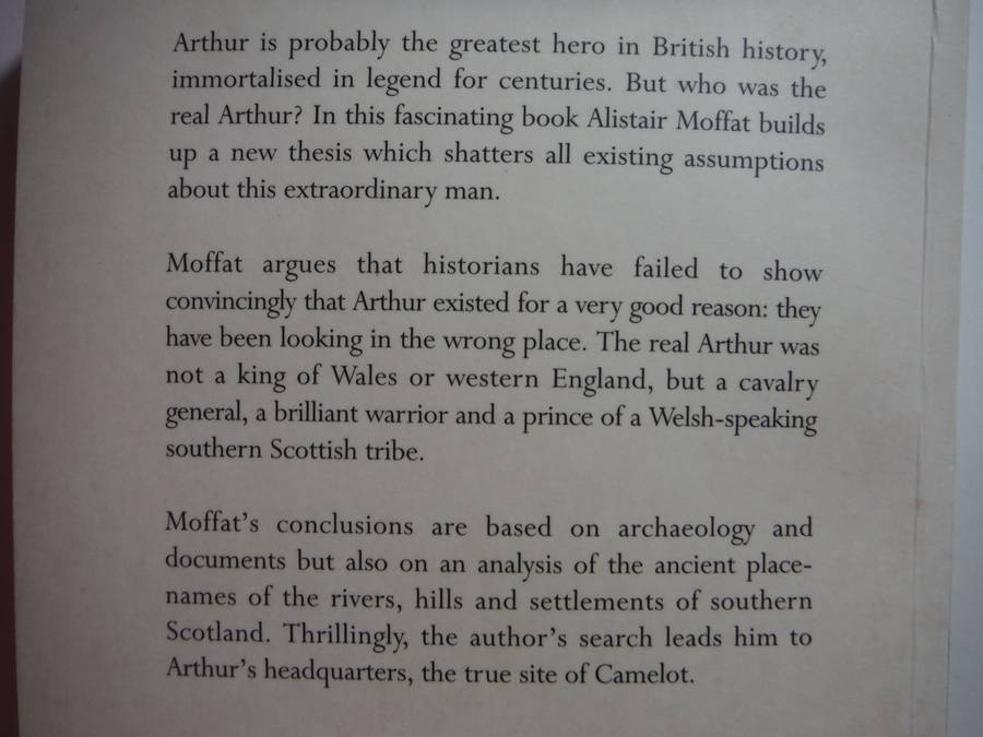 Arthur and the Lost Kingdoms - Paperback - Alistair Moffat