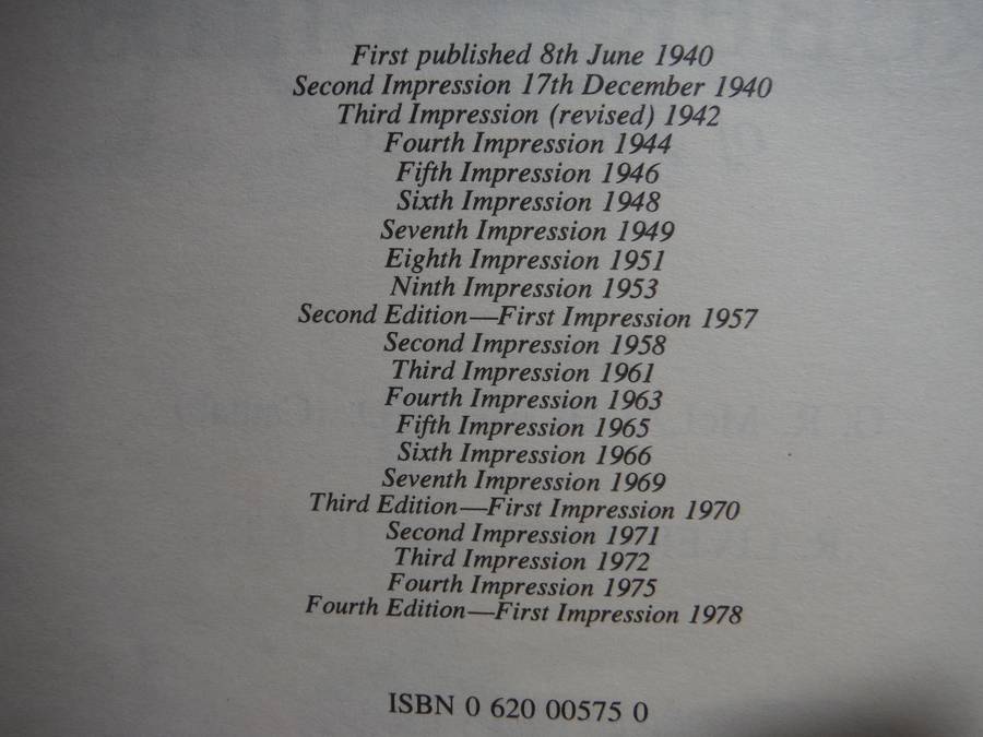 Roberts Birds of South Africa - Hardcover - 1978 Edition