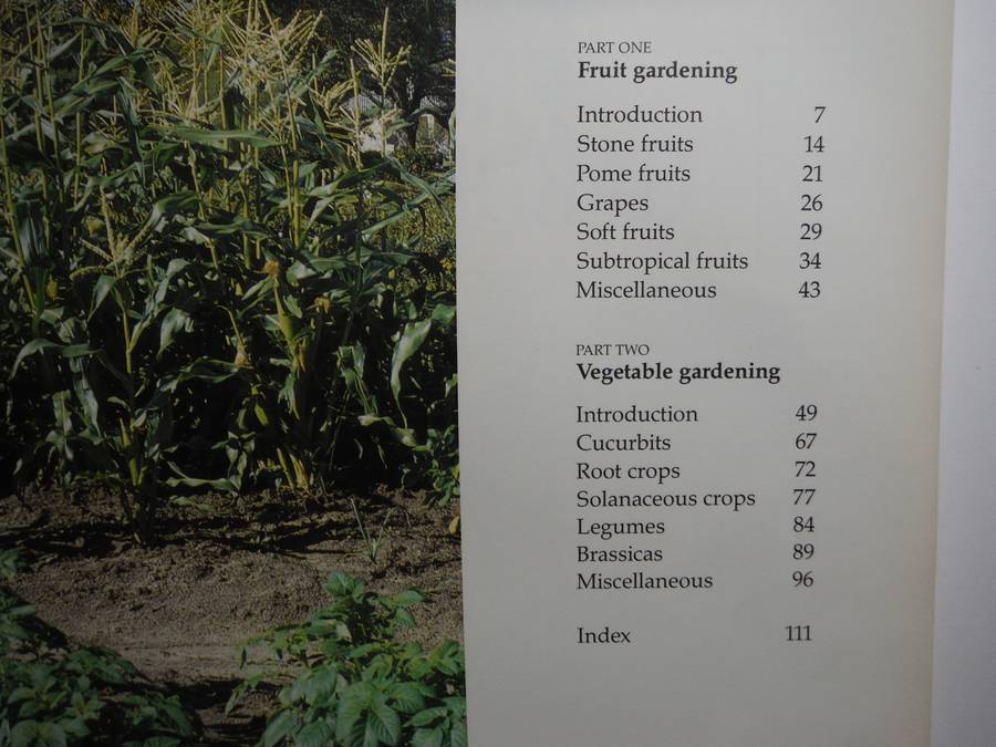 Down-to-earth Fruit & Vegetable Gardening in South Africa - Hardcover - Zoe Gilbert