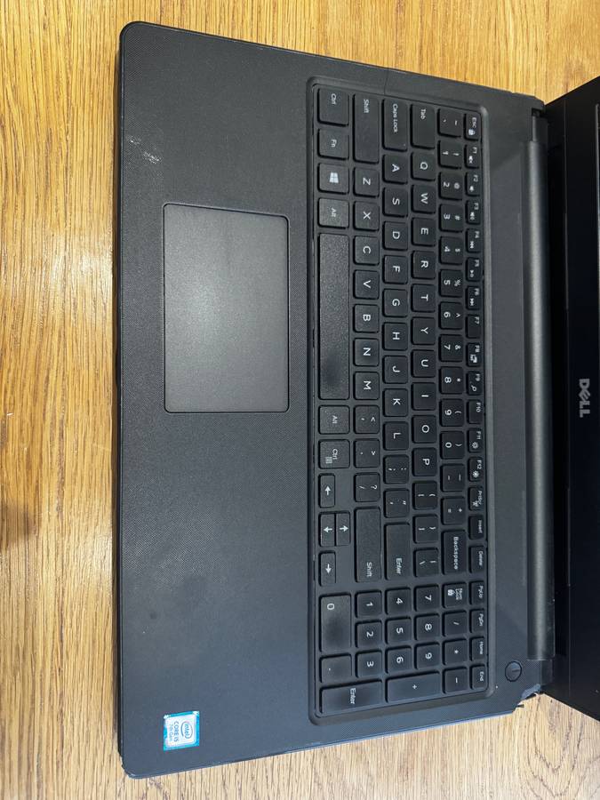 DELL Inspiron 15 3000 Series 3567, Core i5-7200U 2.5GHz, 8GB DDR4 RAM PLEASE READ!!!
