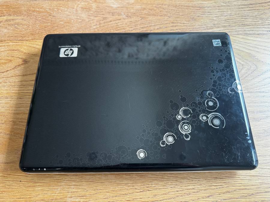 HP Pavilion DV4-2049WM 14.1'' AMD Dual Core 2.6Ghz 500GB HDD 4GBRAM PLEASE READ!!!