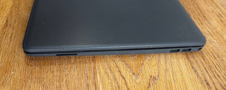 HP 255 G8 Notebook 15.6", AMD Ryzen 3 3250U 2.6GHz, NO RAM, NO SSD, PLEASE READ!!!