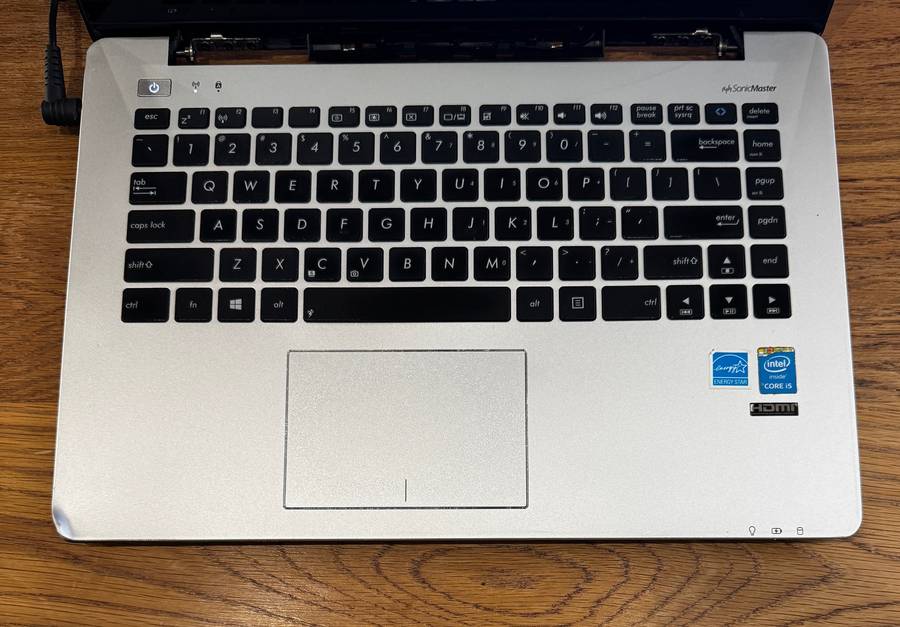 ASUS VivoBook S451L 14", Intel Core i5 4200U 2.30GHz, 8GB DDR3 RAM, 750GB HDD