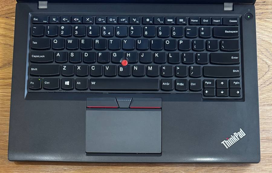 Lenovo ThinkPad T450s 14", Intel Core i5-5300U 2.30GHz, 4GB RAM, 1TB HDD