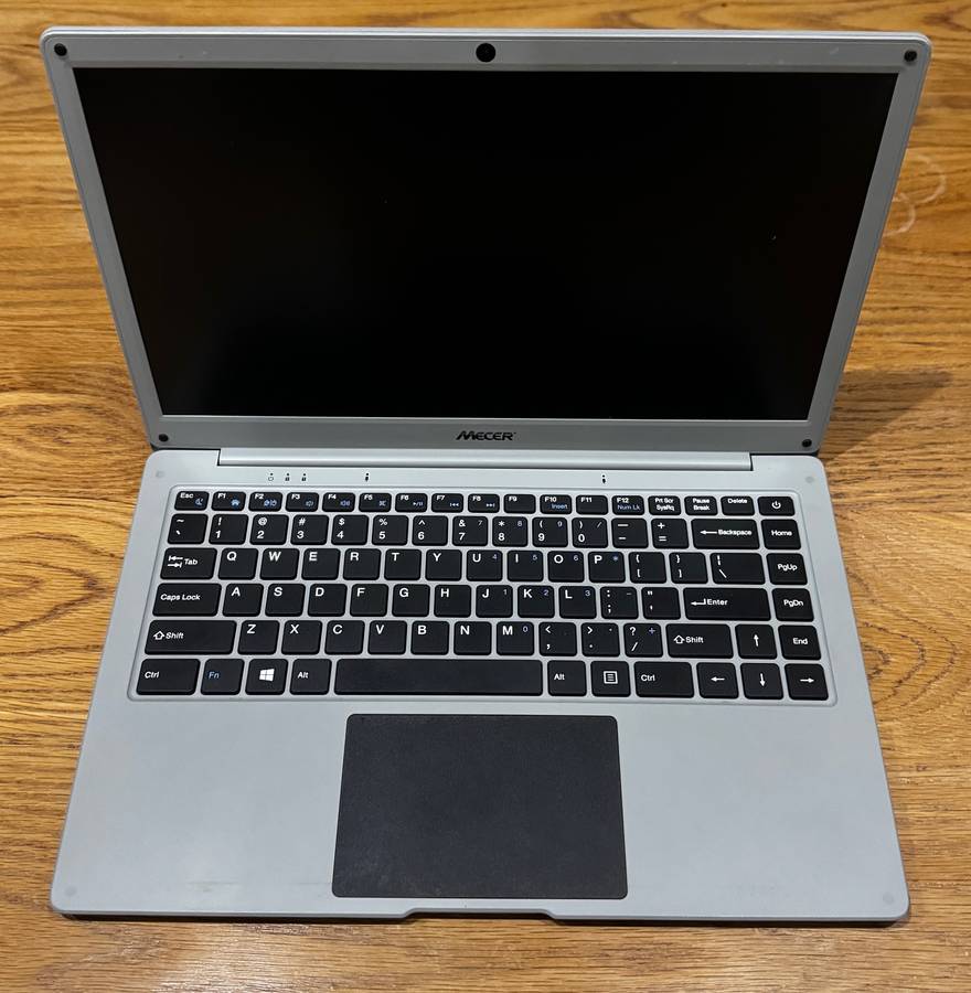 Mecer Wizard 2.0 CA14D01 14", Intel Celeron N3350 1.1GHz, 4GB RAM, PLEASE READ!!!