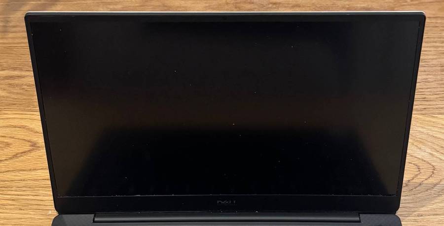 DELL XPS 13 7390 13.3", Intel Core i5-10210U 1.60GHz, 8GB RAM, NO SSD, READ!!!