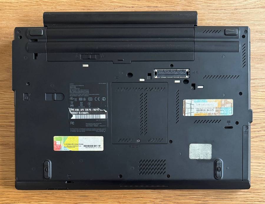 Lenovo ThinkPad T420 14", Intel Core i5-2520M 2.50GHz, 8GB RAM, 500GB HDD