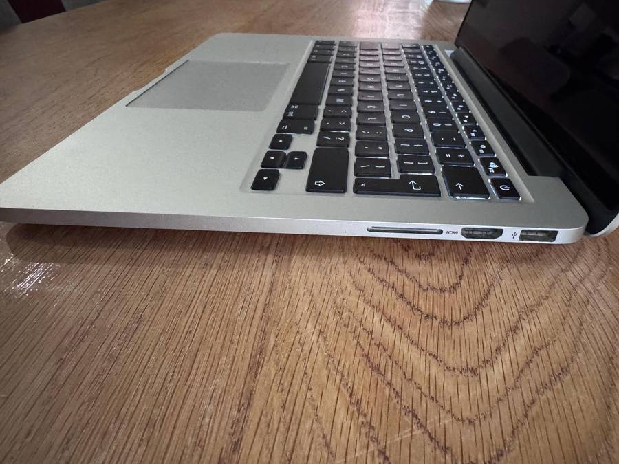MacBook Pro 13` Retina Early 2015, Intel Core i5, 256GB SSD, 8GB RAM, 2.7GHz