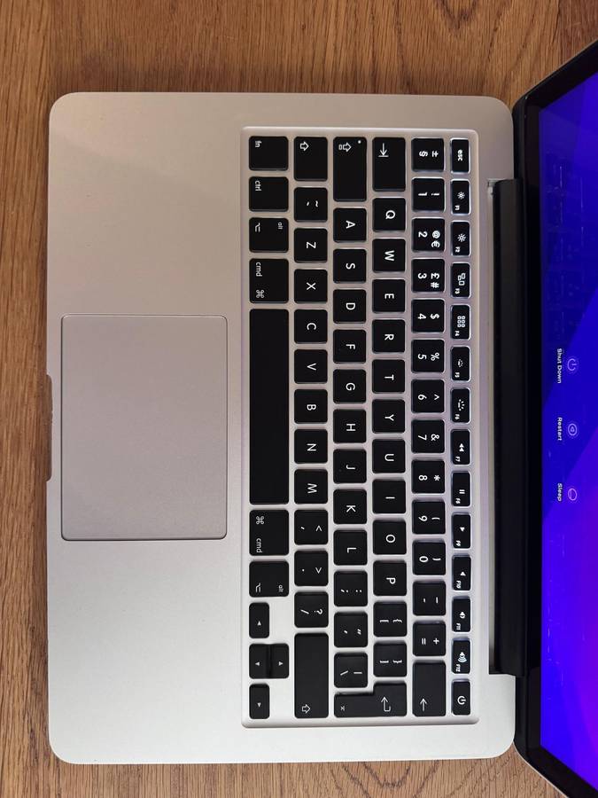 MacBook Pro 13` Retina Early 2015, Intel Core i5, 256GB SSD, 8GB RAM, 2.7GHz
