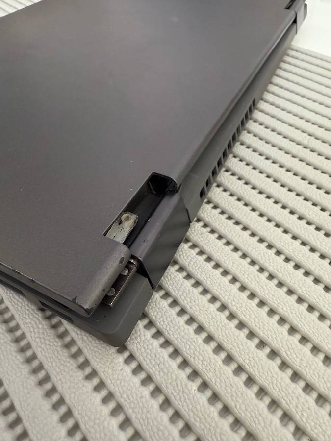 Lenovo Flex 5 Intel® Core i3-1115G4 8GB RAM and 512GB SSD Storage Laptop PLEASE READ!!!