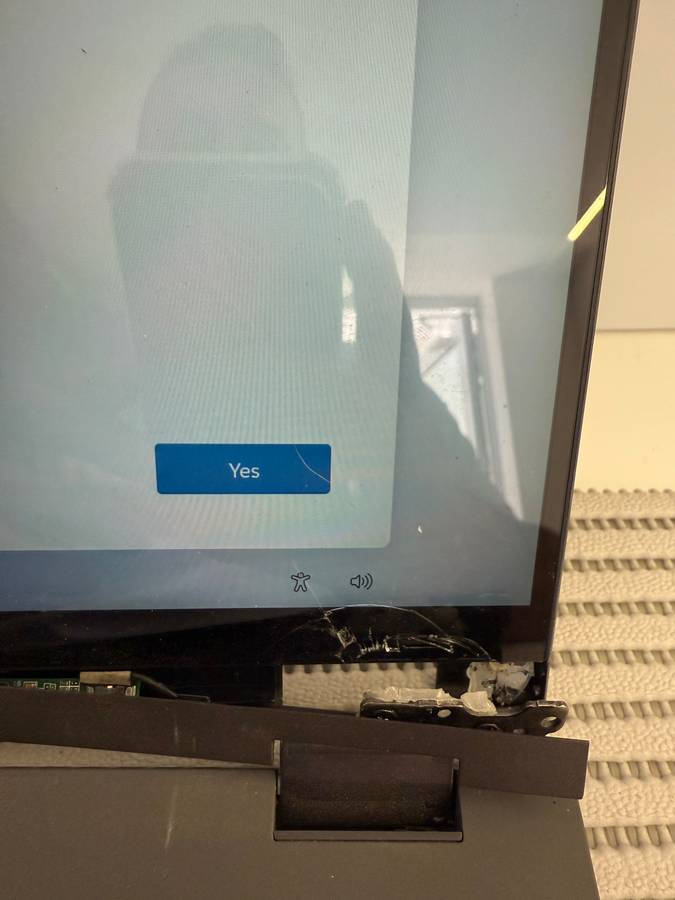 Lenovo Flex 5 Intel® Core i3-1115G4 8GB RAM and 512GB SSD Storage Laptop PLEASE READ!!!