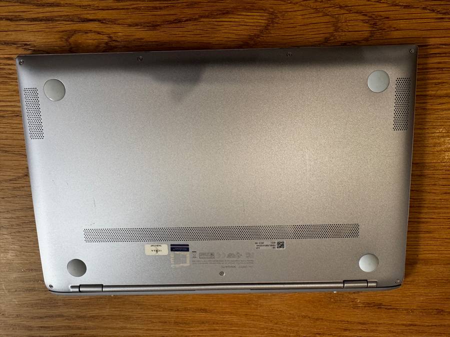 ASUS Zenbook 14 UX431F Intel Core i7-8565U, 8GB RAM DDR4 RAM PLEASE READ!!!