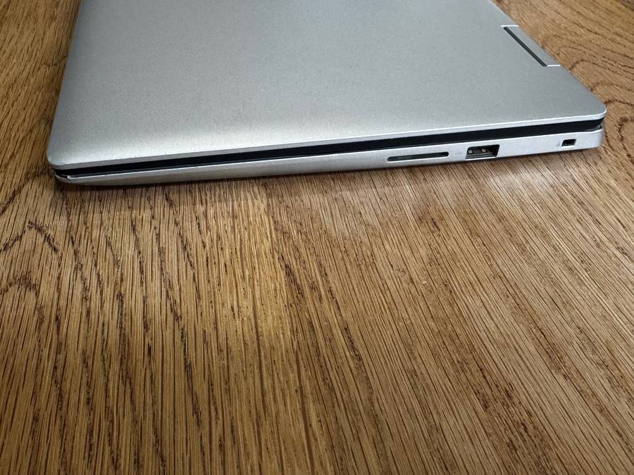 DELL INSPIRON P93G001 Intel Core i5-8265U, 8GB RAM DDR4 RAM 256GB SSD PLEASE READ!!!