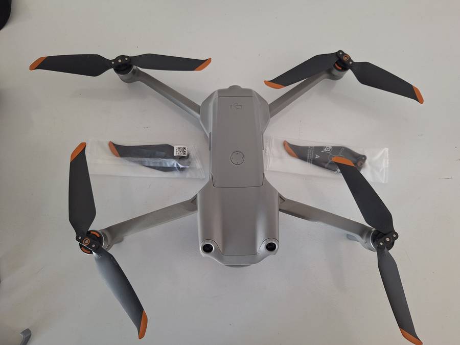 DJI Air 2S Drone Flymore Combo + Extra battery